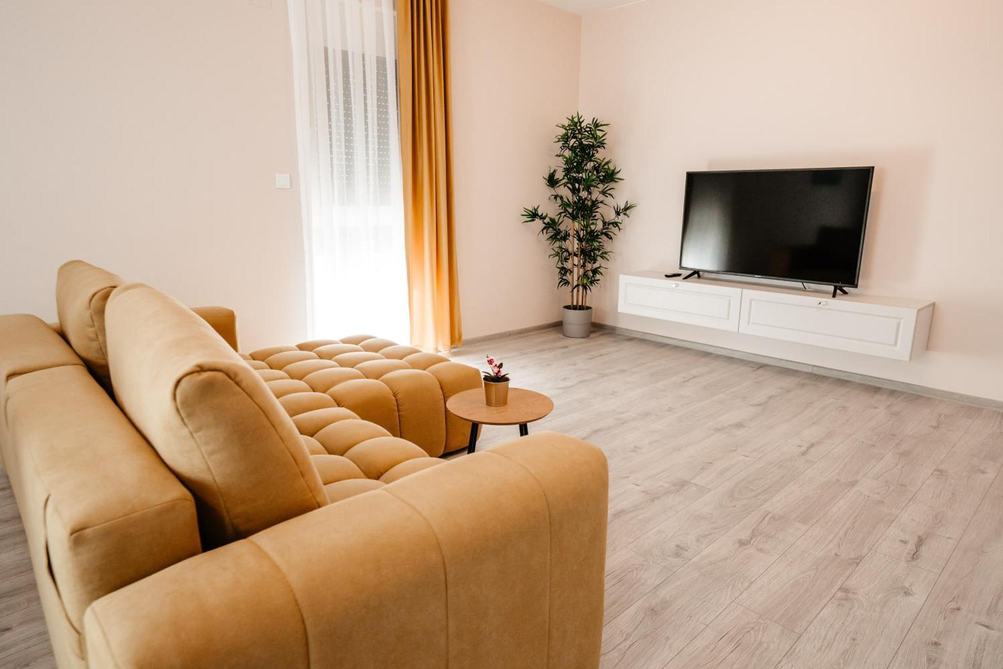 Sunrise View Apartment Oradea Exterior photo