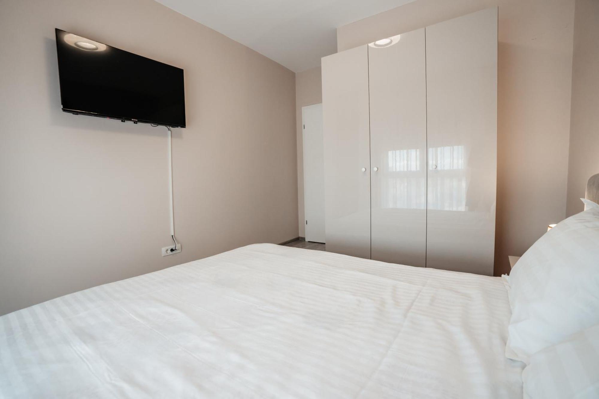 Sunrise View Apartment Oradea Exterior photo